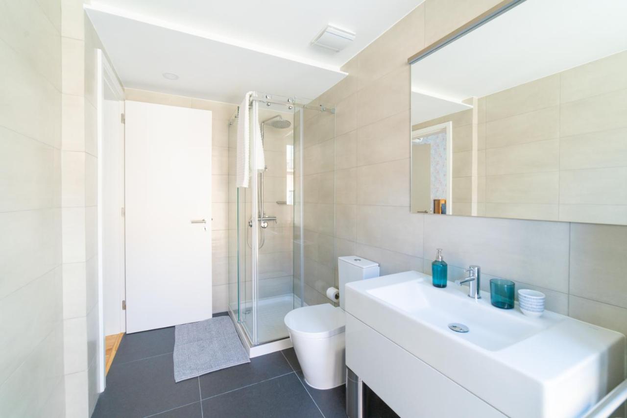 ליסבון Blue By The River 3 - Elegant Two-Bedroom In Santos מראה חיצוני תמונה